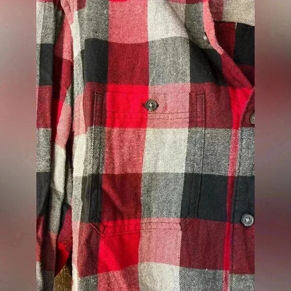 Urban Pipeline Men's Long Sleeve Button Up‎ Plaid Flannel Shirt M Red Black E60 - Picture 3 of 5